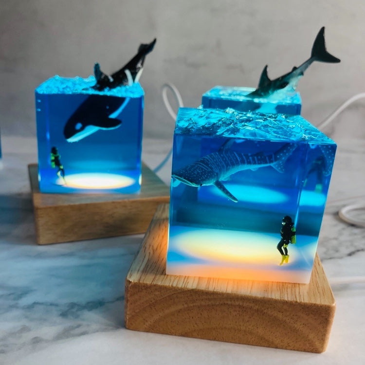 Ocean Marine Life Epoxy Handicraft Night Lamp: Diver, Killer Whale, Beluga, Humpback Whales, Shark, Spotted Eagle Ray - Unique Gift and Decor