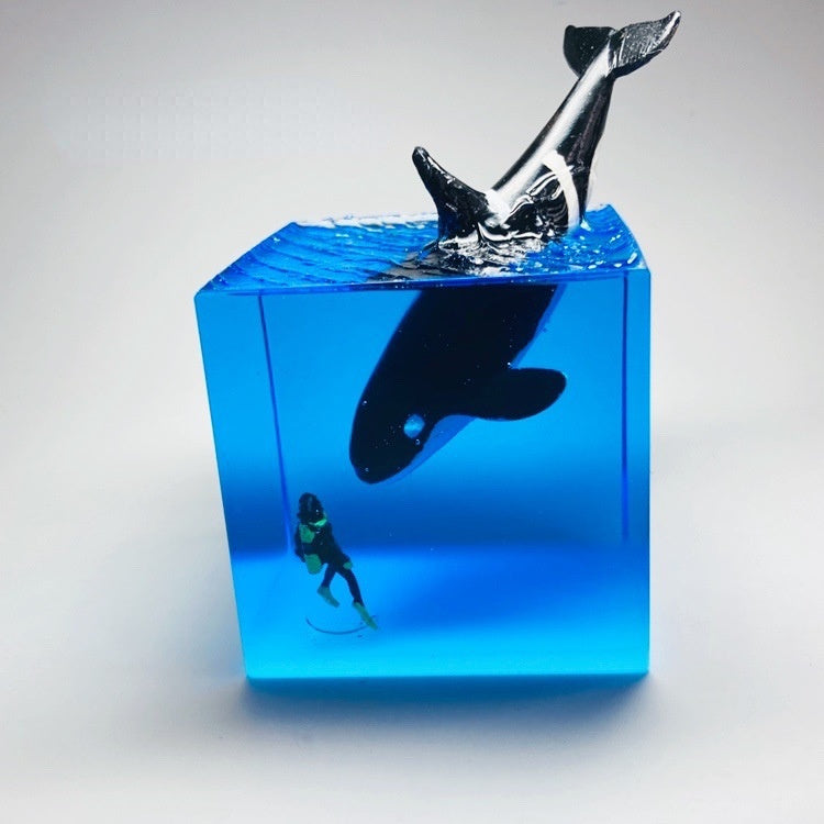 Ocean Marine Life Epoxy Handicraft Night Lamp: Diver, Killer Whale, Beluga, Humpback Whales, Shark, Spotted Eagle Ray - Unique Gift and Decor